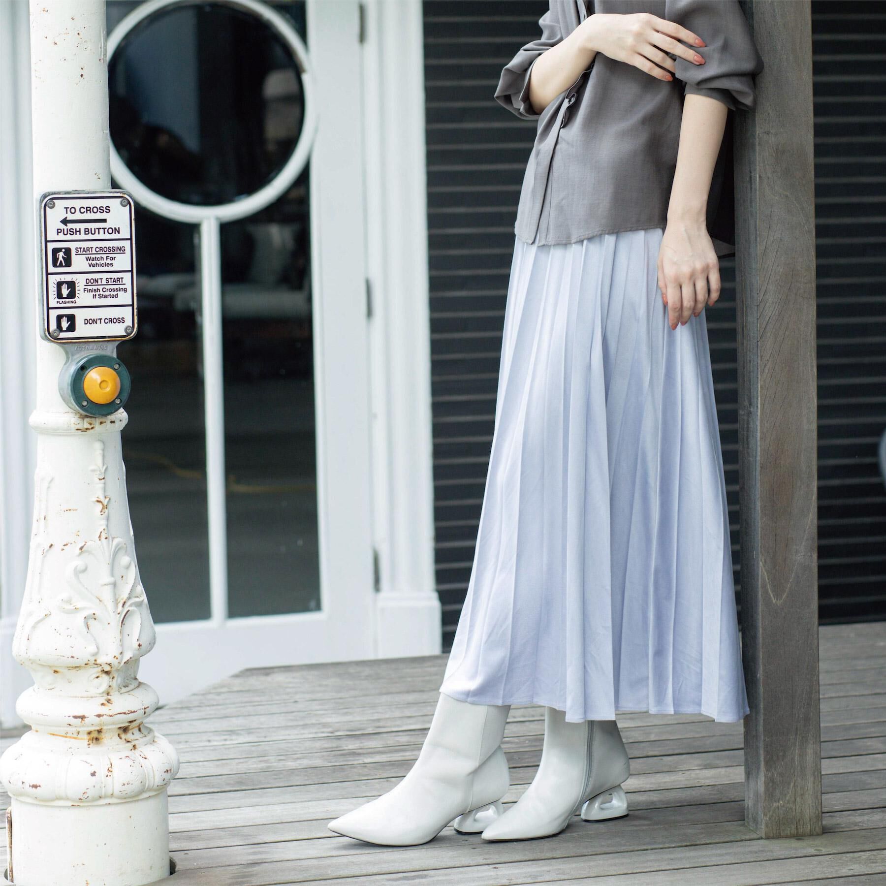 OPAQUE.CLIP「フェイクスウェードプリーツスカート【静電気防止加工/洗濯機OK】」|スカート|ブルー(091)