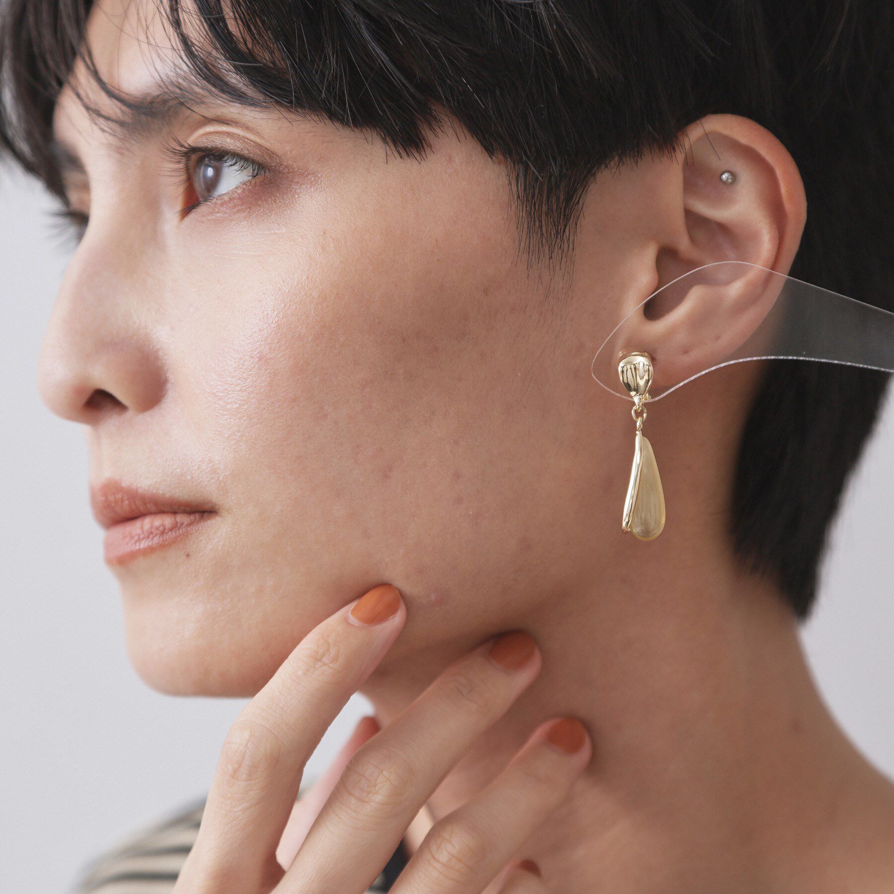 OPAQUE.CLIP「カラーしずくイヤリング」|イヤリング|