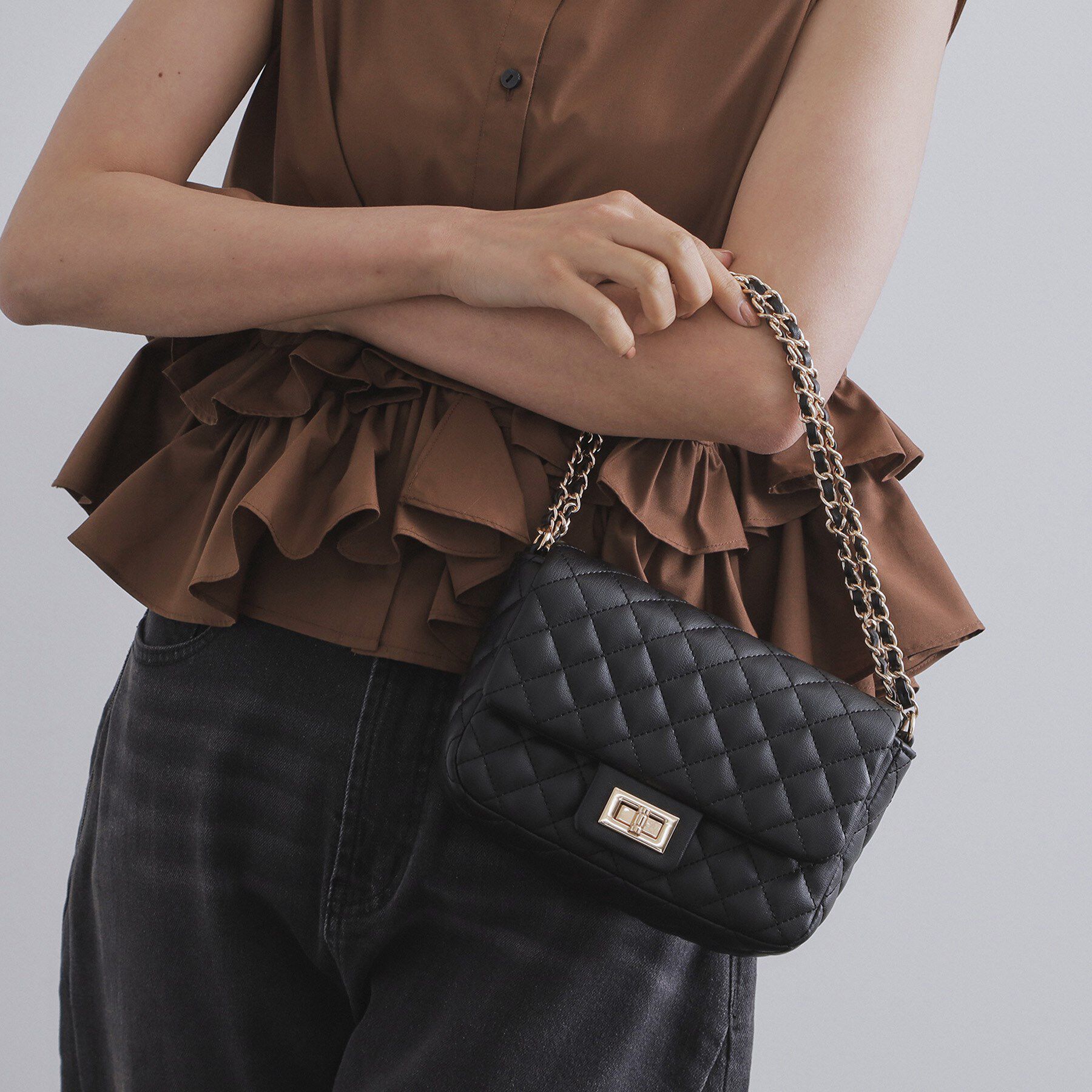OPAQUE.CLIP「パフィーキルティングチェーンショルダーバッグ」|ショルダー・メッセンジャー|ブラック(019)