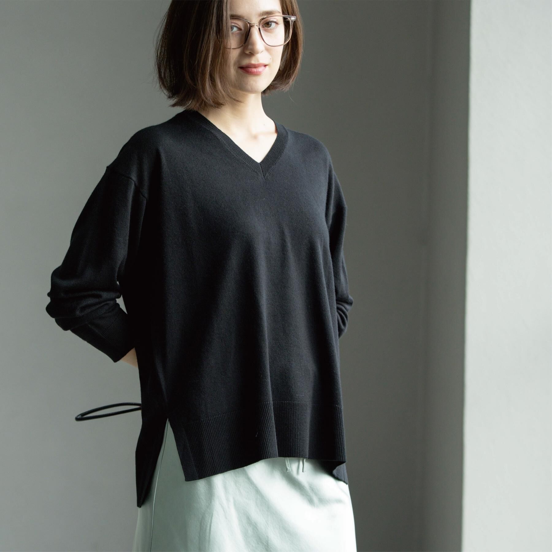 OPAQUE.CLIP「Vネックニット/エクストラファインメリノウール【THEシリーズ/洗濯機OK】」|ニット・セーター|