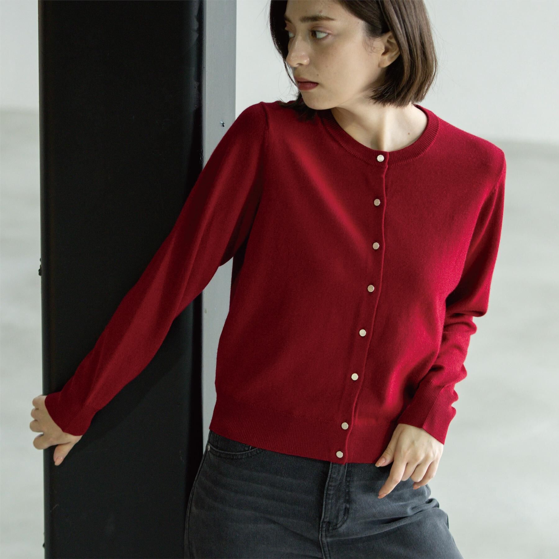 OPAQUE.CLIP「クルーニットカーディガン/エクストラファインメリノウール【THEシリーズ/洗濯機OK】」|カーディガン|レッド(063)