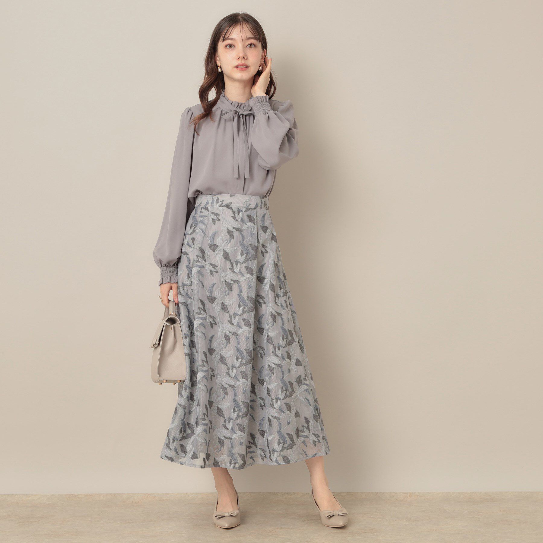 Couture broach「【花柄・きれいめ・通勤】リンドウエンブロメッシュスカート」|スカート|