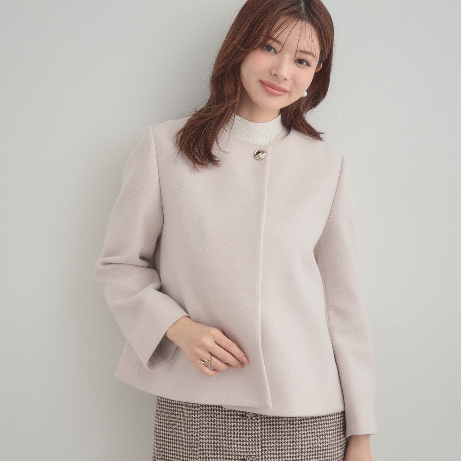 Couture broach「【大人レディ・フェイクファー取り外し可能】ケープ風ショートコート」|ノーカラーコート|