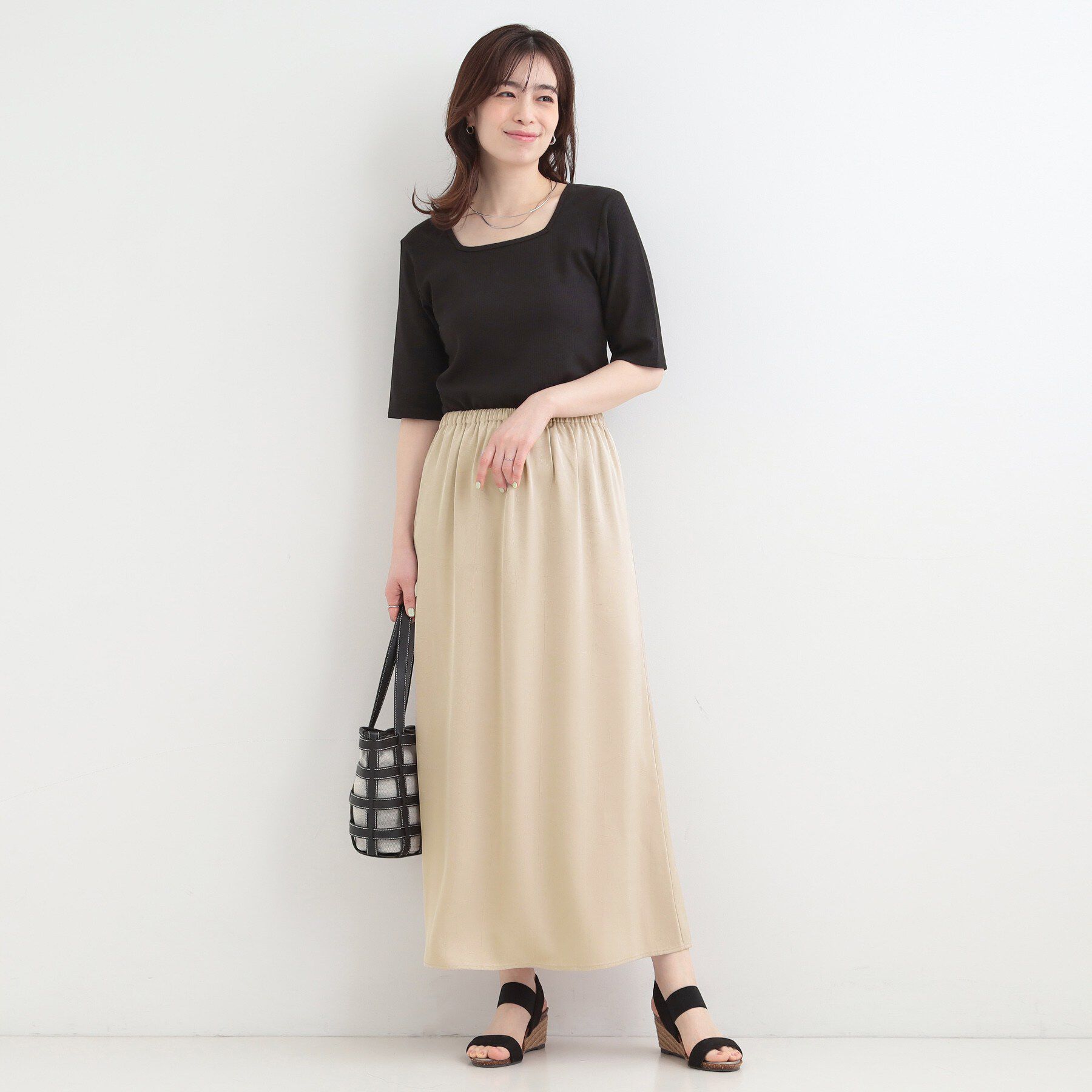 SHOO･LA･RUE「【洗濯機可】大人に嬉しい　上品サテンマーメイドスカート」|スカート|