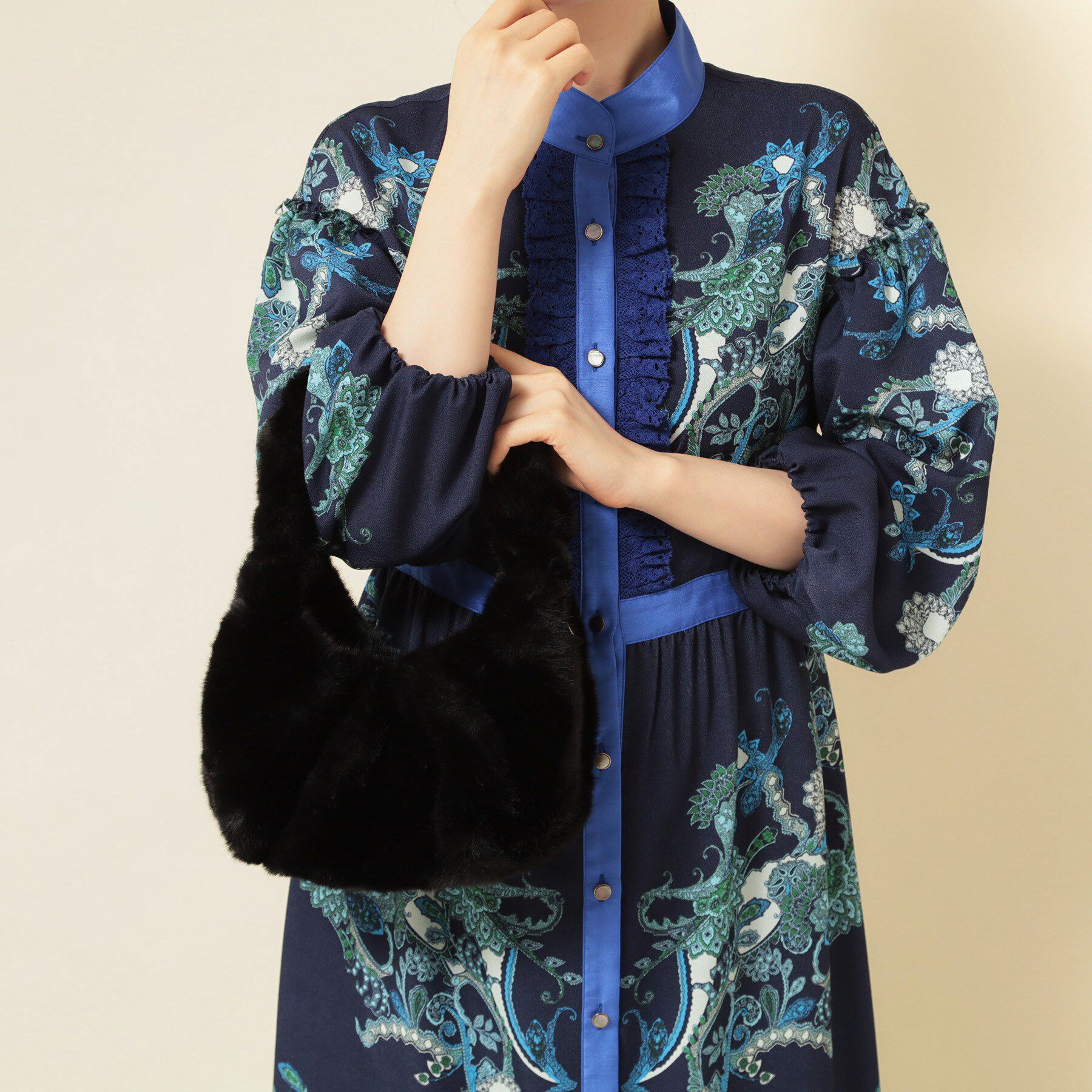 SunaUna「フェイクファーバッグ」|ショルダー・メッセンジャー|