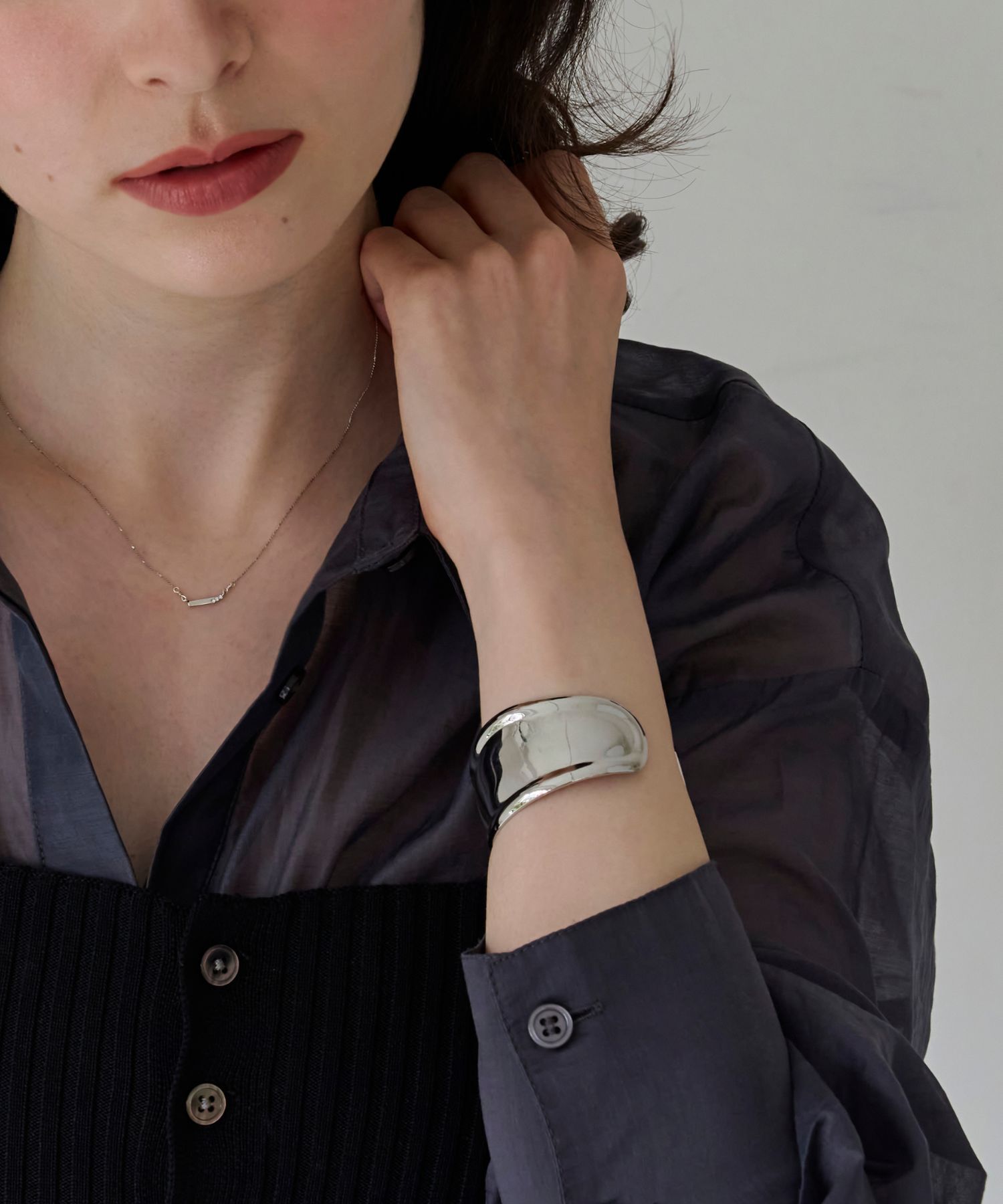 Phoebe「アークカフワイドバングル　シルバー」|ブレスレット・バングル|