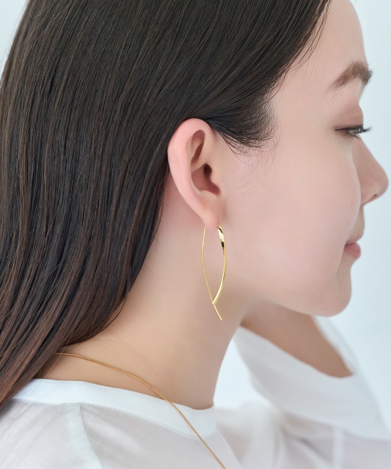 Phoebe「【金属アレルギー対応】ツインカーブアメリカンピアス　ゴールド/ニッケルフリー」|ピアス|