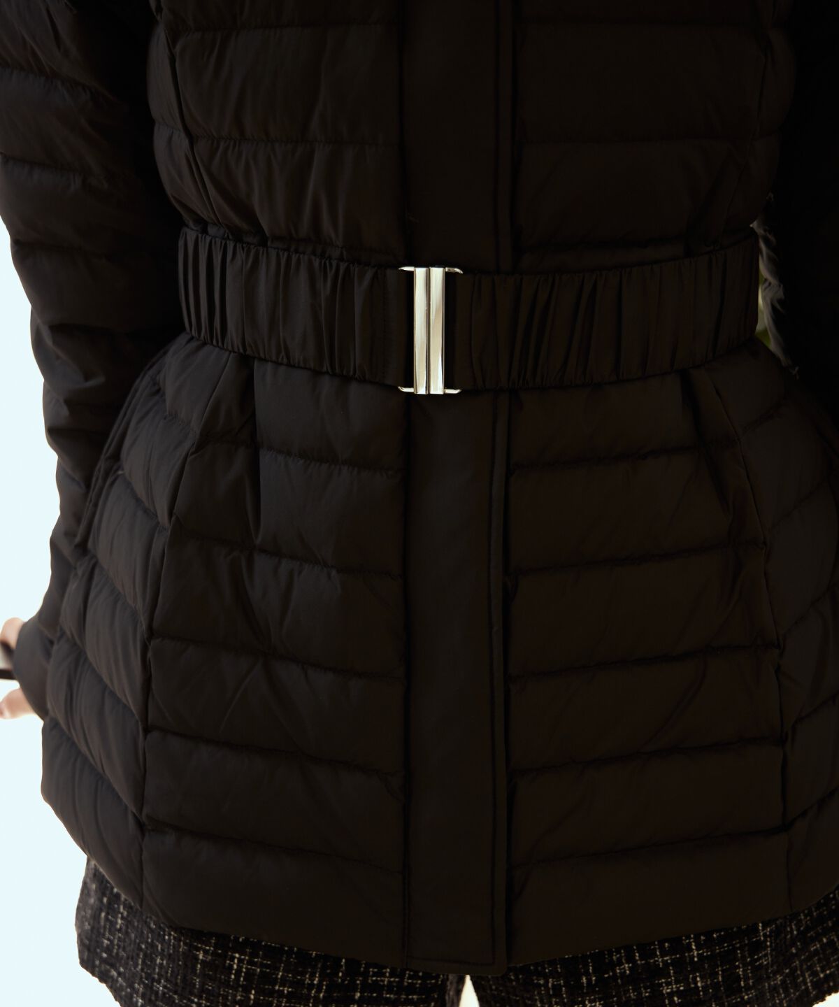 アンドクチュール「ベルト付きFOXファーミドル丈ダウン」|ダウン|