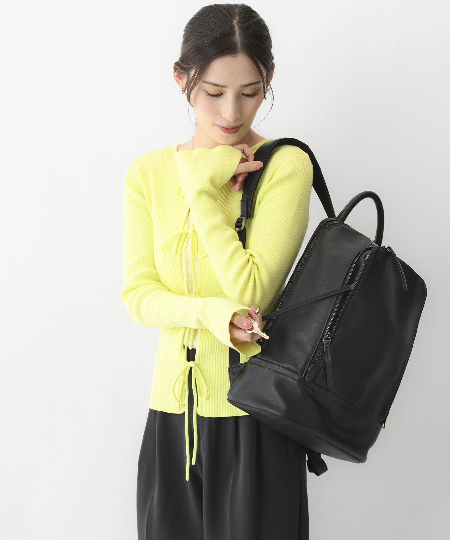 W&.Day/Night「W&.Day/Night ピルクエット レザーリュック A4サイズ 13.3インチPC収納 19011」|リュック|