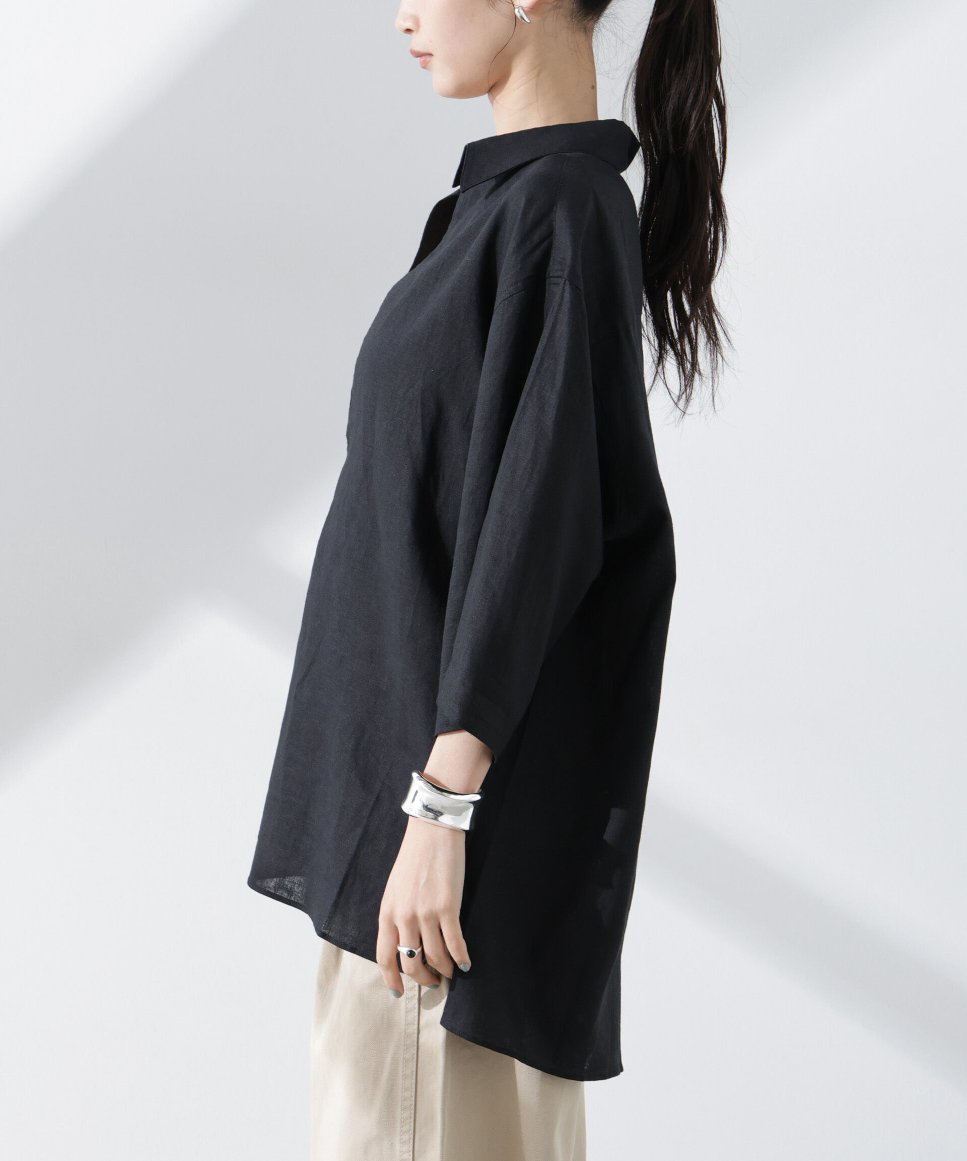 nano･universe「Anti Smell Linen プルオーバーVネックシャツ」|シャツ・ブラウス|