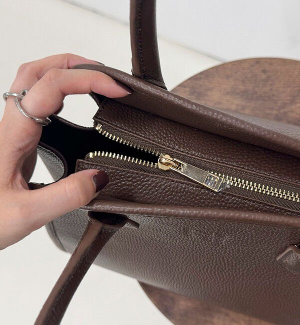 fredy emue「FR台形レザーバッグ」|ショルダー・メッセンジャー|