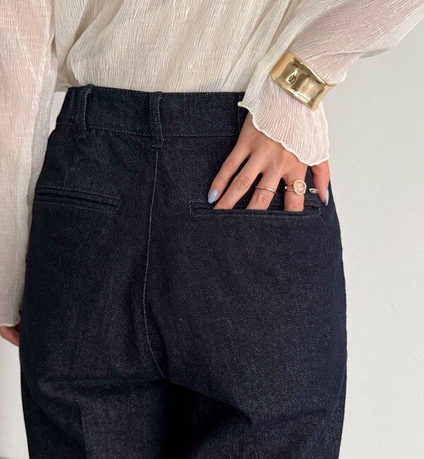 fredy emue「センタープレスデニムスラックス」|デニム|