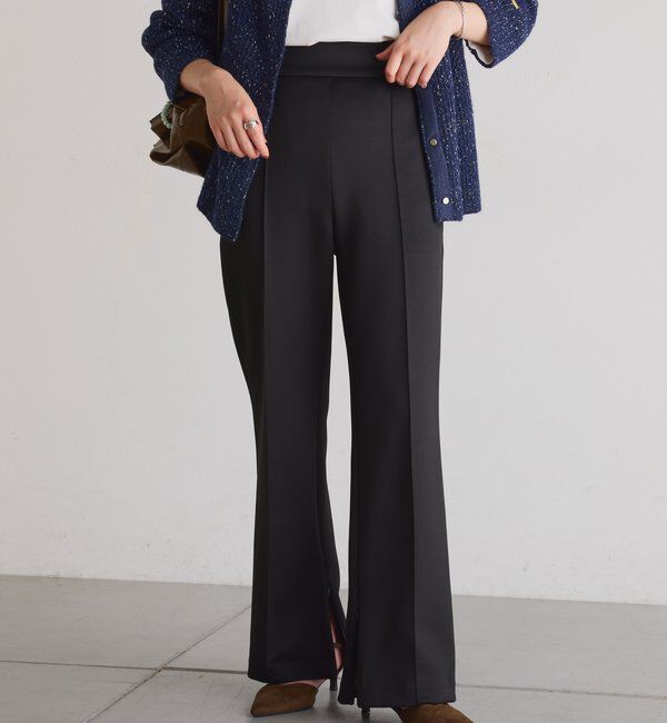  「ピンタックセミフレアーパンツ」|チノ|