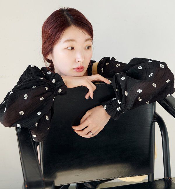  「【4色展開】フラワーステッチブラウス」|シャツ・ブラウス|