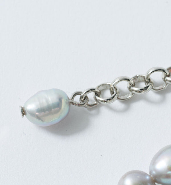  「【周りと差がつく】グレーパールショートネックレス」|ブローチ・コサージュ|