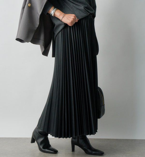 「【リバイバル/ウエストゴムで着やすい】レザーライクプリーツスカート」|スカート|