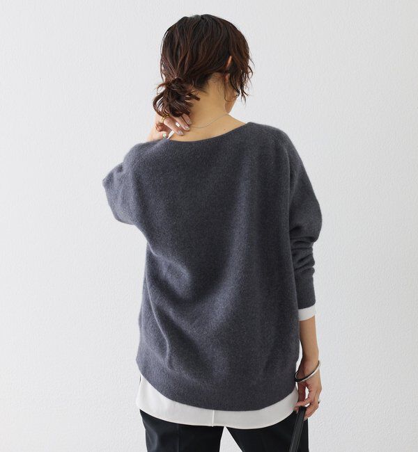  「【抜け感シルエット】ヘアリーウール片畦Vネックニット」|ニット・セーター|