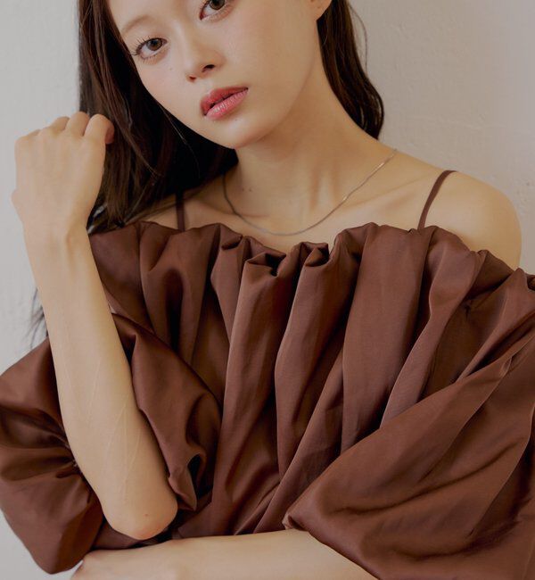  「【SALON by Chico】ギャザーバルーンオフショルブラウス」|シャツ・ブラウス|