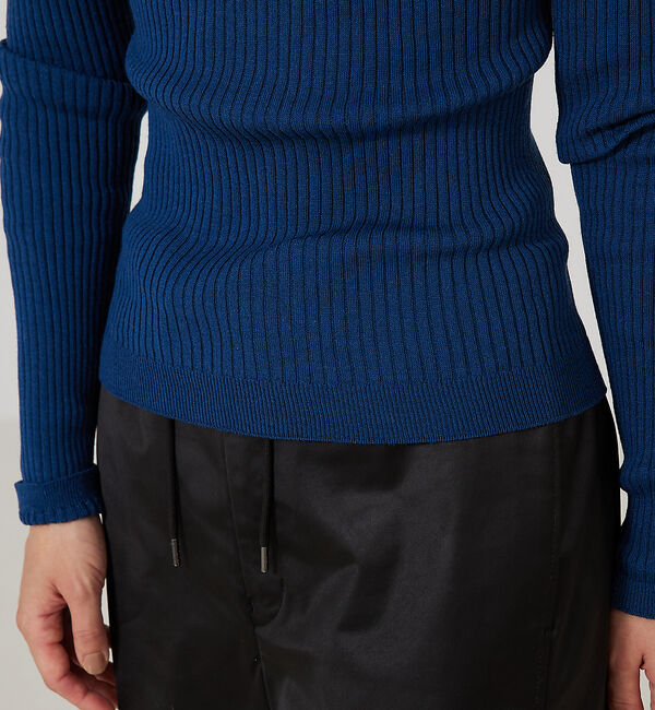 qualite「【日本製/2023AW】シームレスタートルニット」|ニット・セーター|