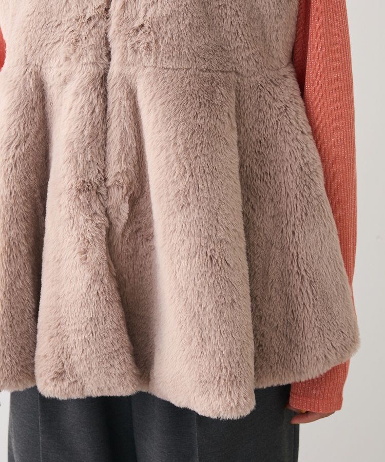 Green Parks「・ELENCARE DUE ペプラムフェイクファーベスト」|ベスト・ジレ|