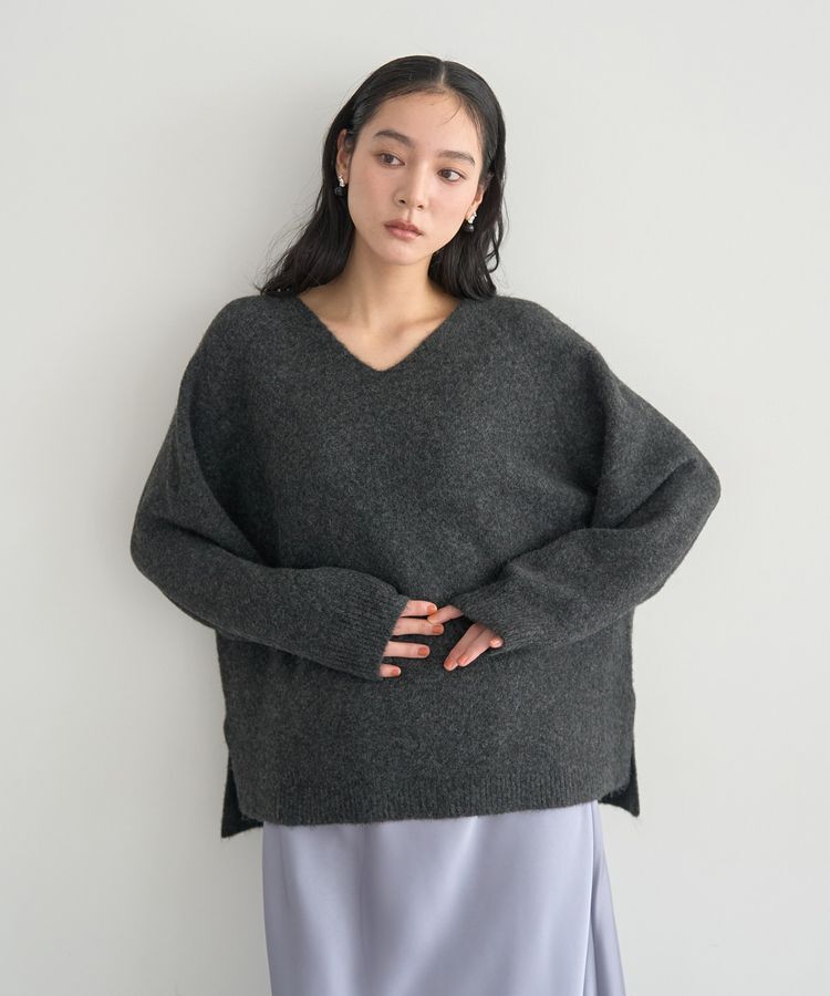 YECCA VECCA「Vネックルーズニット」|ニット・セーター|Charcoal Gray