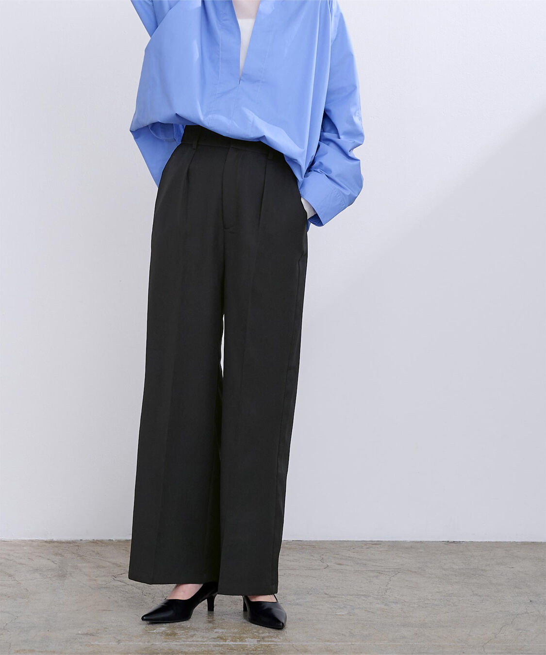 ur's「ワンタックカラーワイドパンツ」|スラックス|