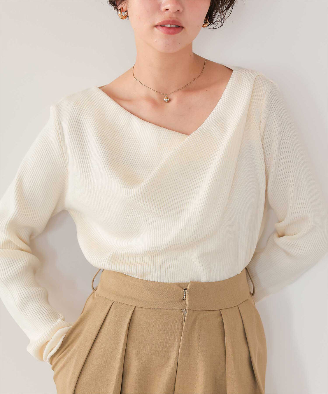 titivate「オフショルダーリブニットトップス」|ニット・セーター|アイボリー