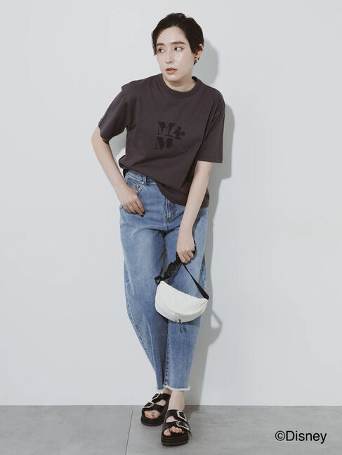 Te chichi「【Disney】ミッキー/ワンカラー刺繍Tシャツ」|Tシャツ・カットソー|
