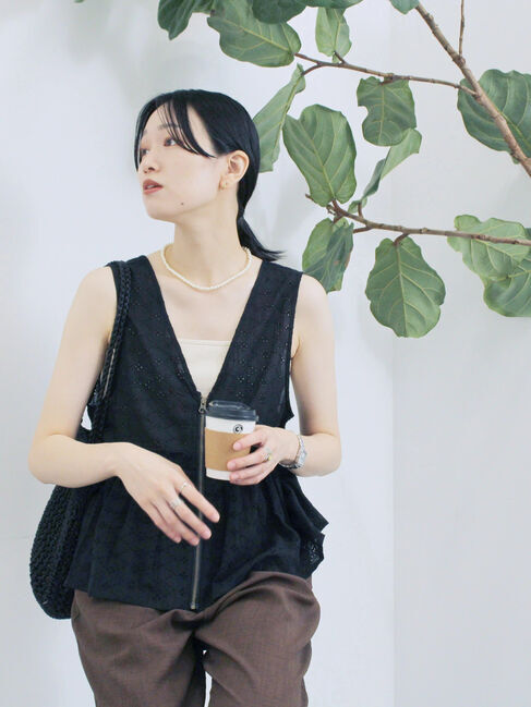 Samansa Mos2 blue「カットワークレースベスト」|シャツ・ブラウス|