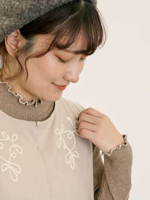 Samansa Mos2「配色メローカットリブフリルスタンドネックインナー」|Tシャツ・カットソー|