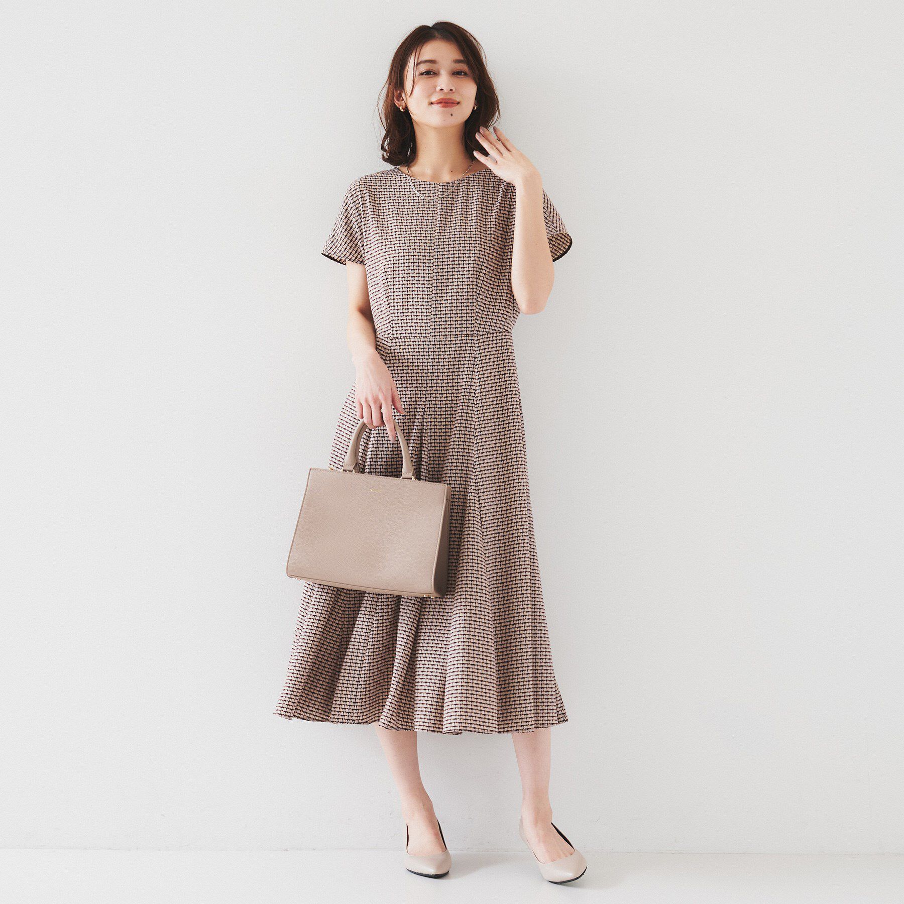 UNTITLED「【きれいめ/洗える/夏ワンピ】ジオメトリック柄ワンピース」|ワンピース|