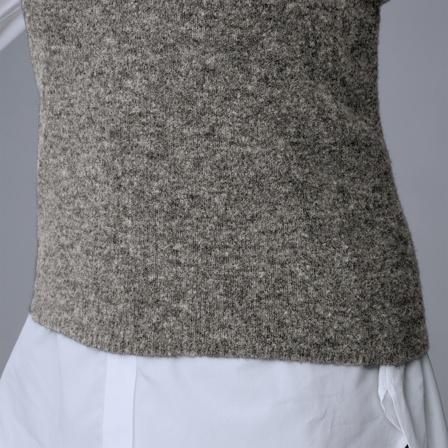 UNTITLED「【トレンド/柔らかな素材感】ビスチェセットカーディガン」|カーディガン|