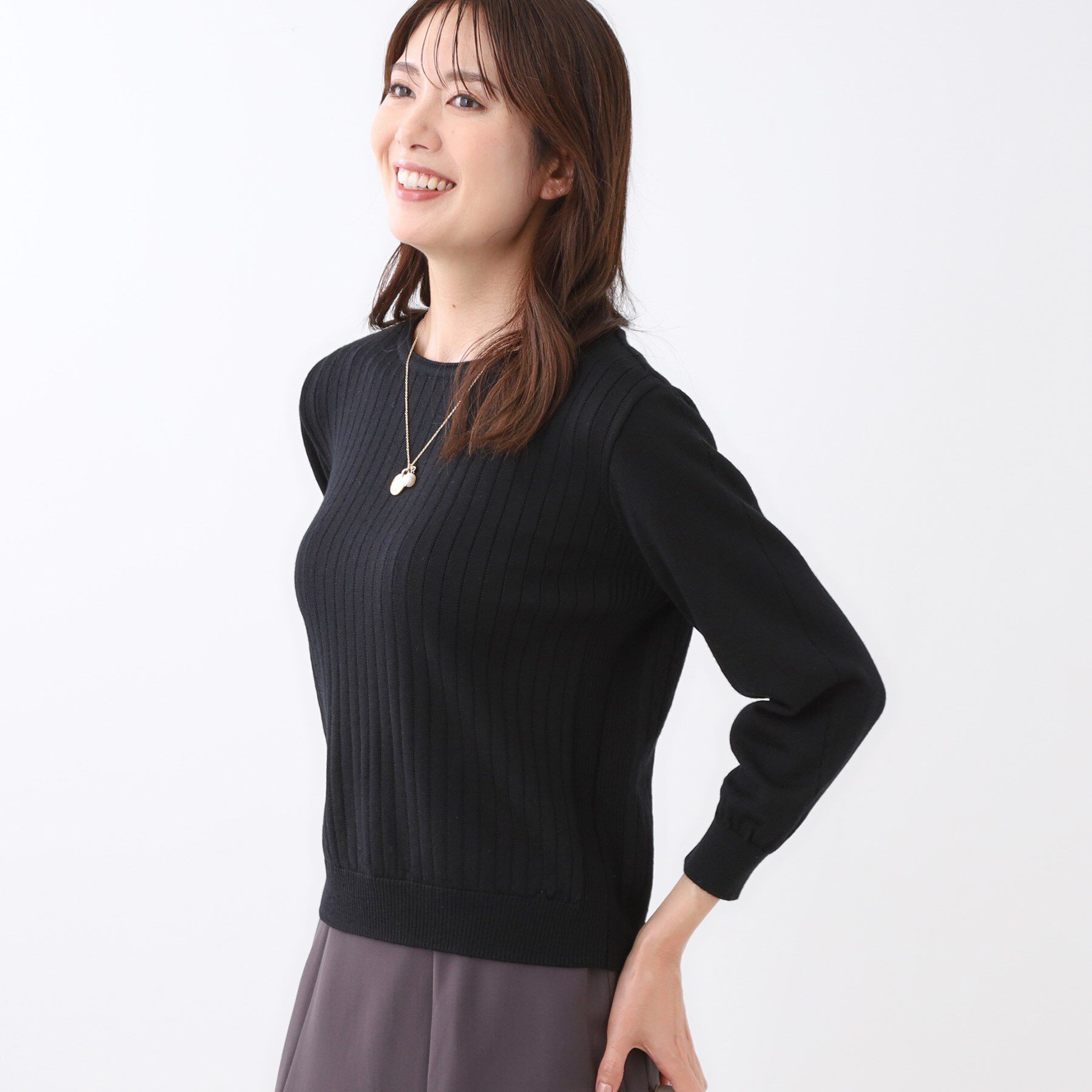 Reflect「【WEB先行カラーあり／インナーにおすすめ◎／アンサンブル可】すっきり見え縦編み柄ニット」|ニット・セーター|