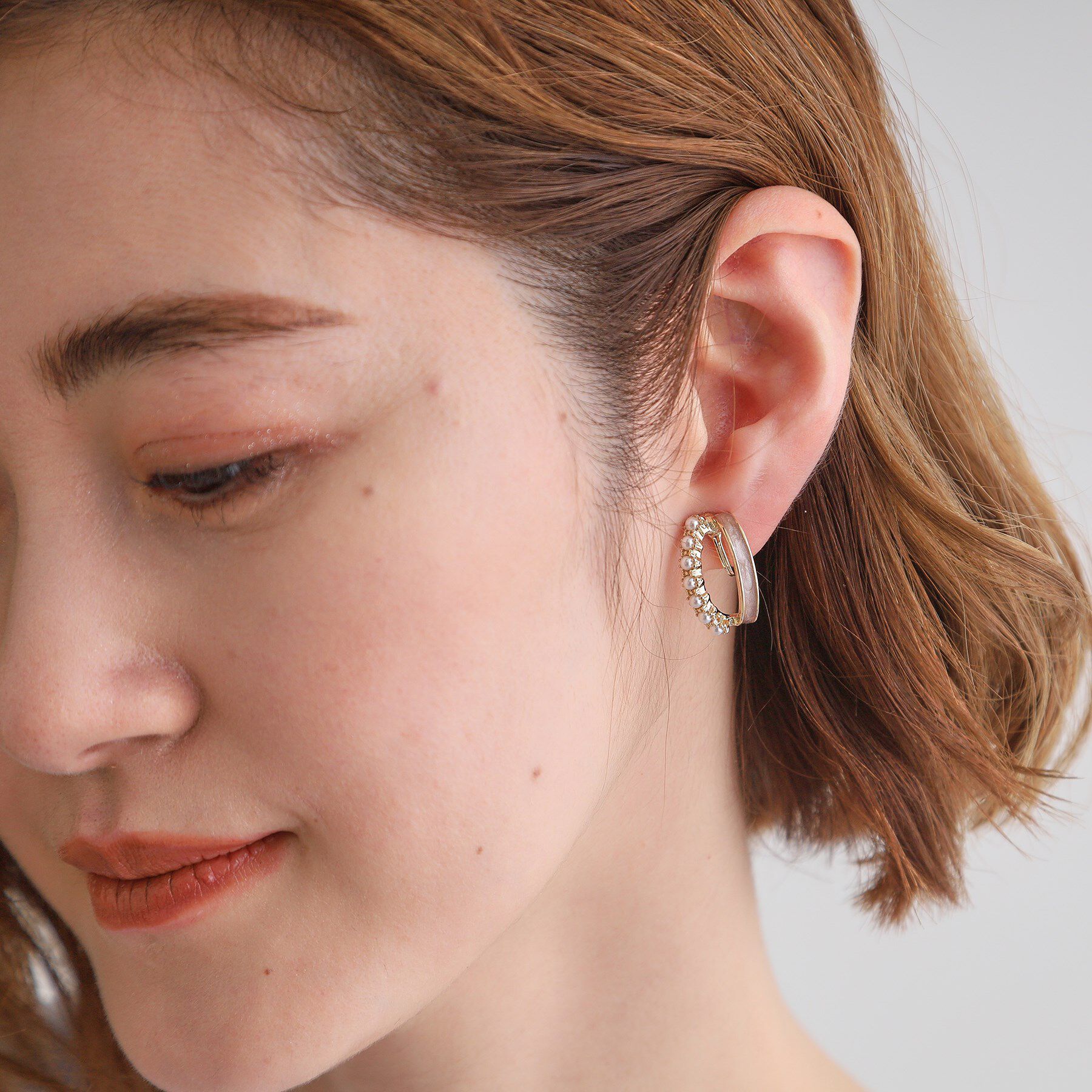 grove「痛くなりにくいエポオーバルイヤリング」|イヤリング|