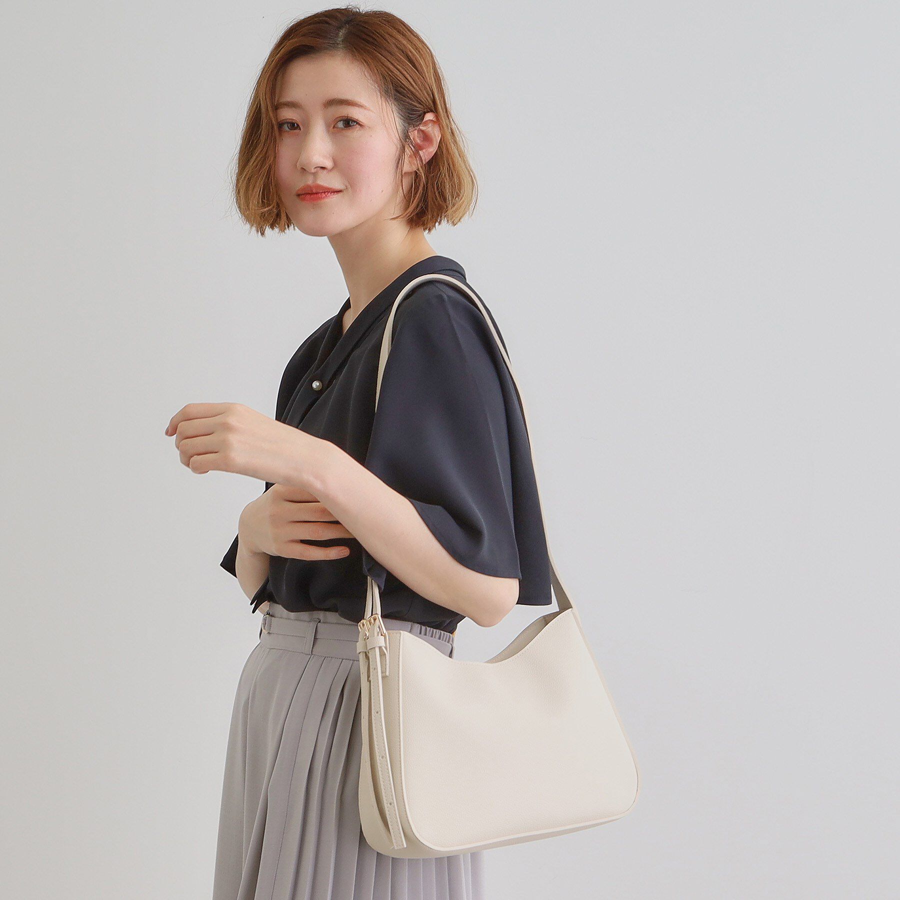 grove「ダブルバックルラウンドワイドショルダー」|ショルダー・メッセンジャー|