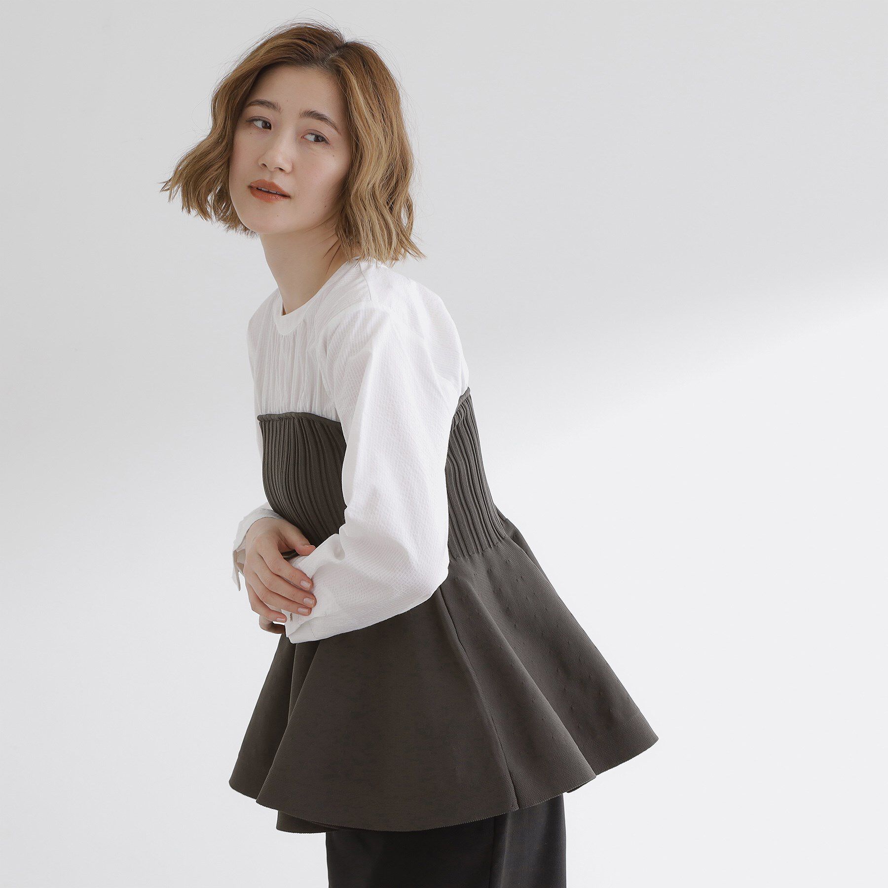 grove「一枚でトレンド完成！体型カバーも叶うニットビスチェドッキングブラウス」|シャツ・ブラウス|
