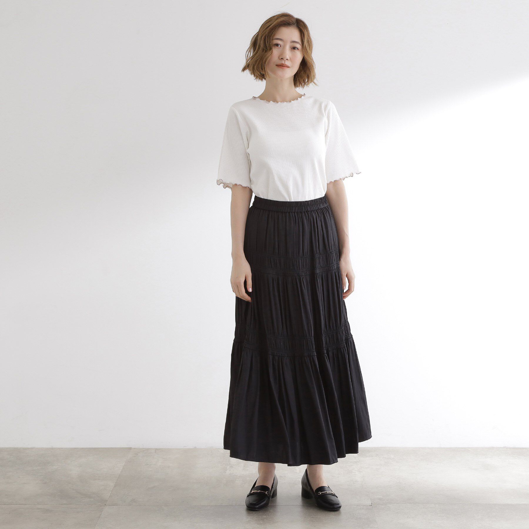 grove「軽やかに体型カバーも叶う　シャーリングティアードスカート」|スカート|