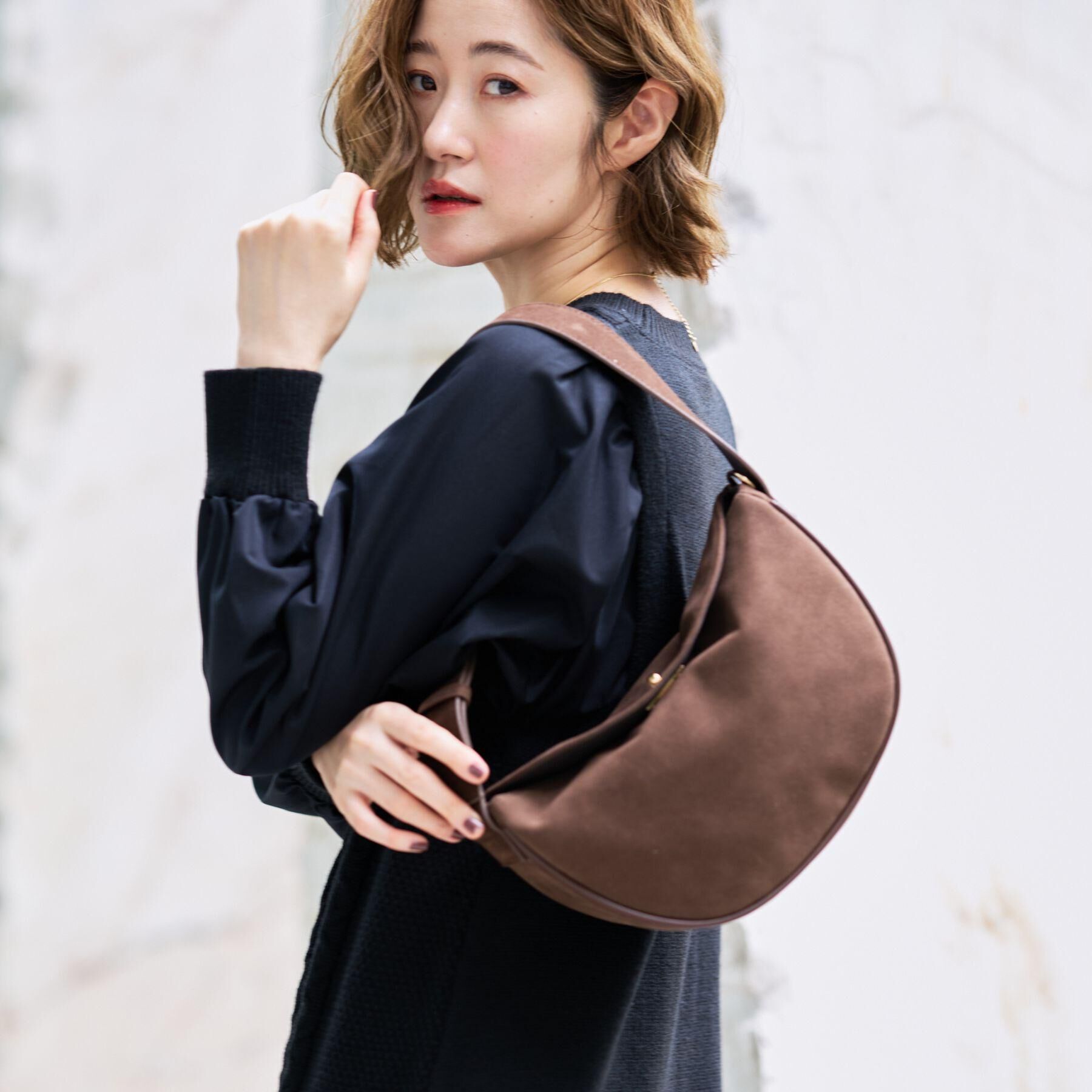 grove「フラップヒネリムーンショルダー」|ショルダー・メッセンジャー|