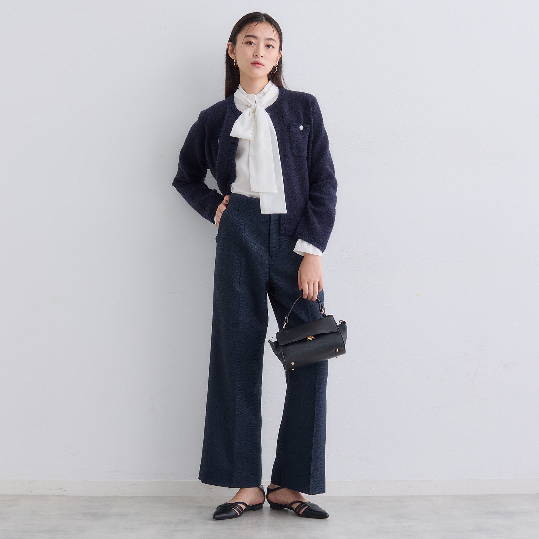 INDIVI「【ミニブークレ素材】ジャケットライクカーディガン」|カーディガン|