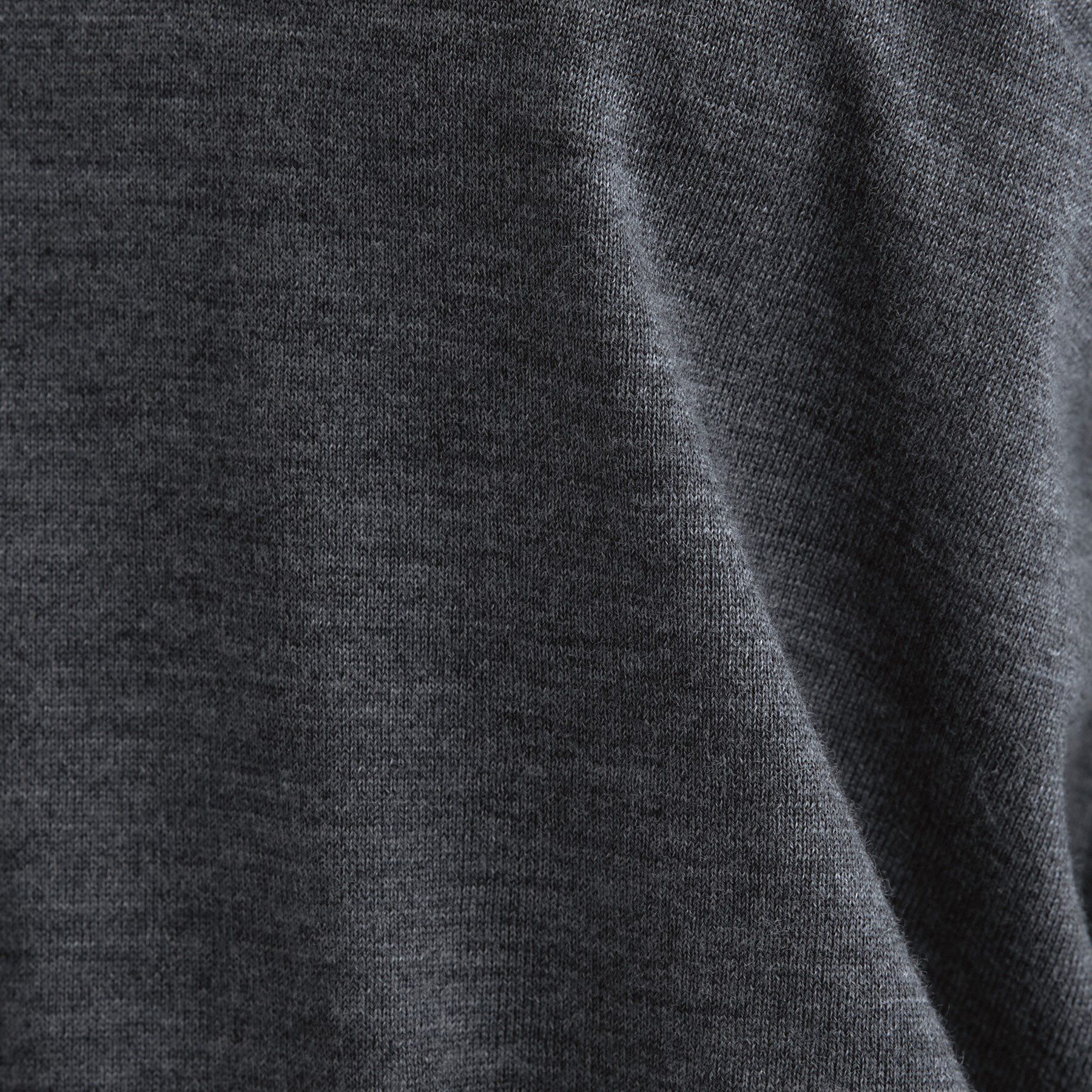 INDIVI「【洗える／毛玉になりにくい】エクストラファインウール Vネックニット」|ニット・セーター|