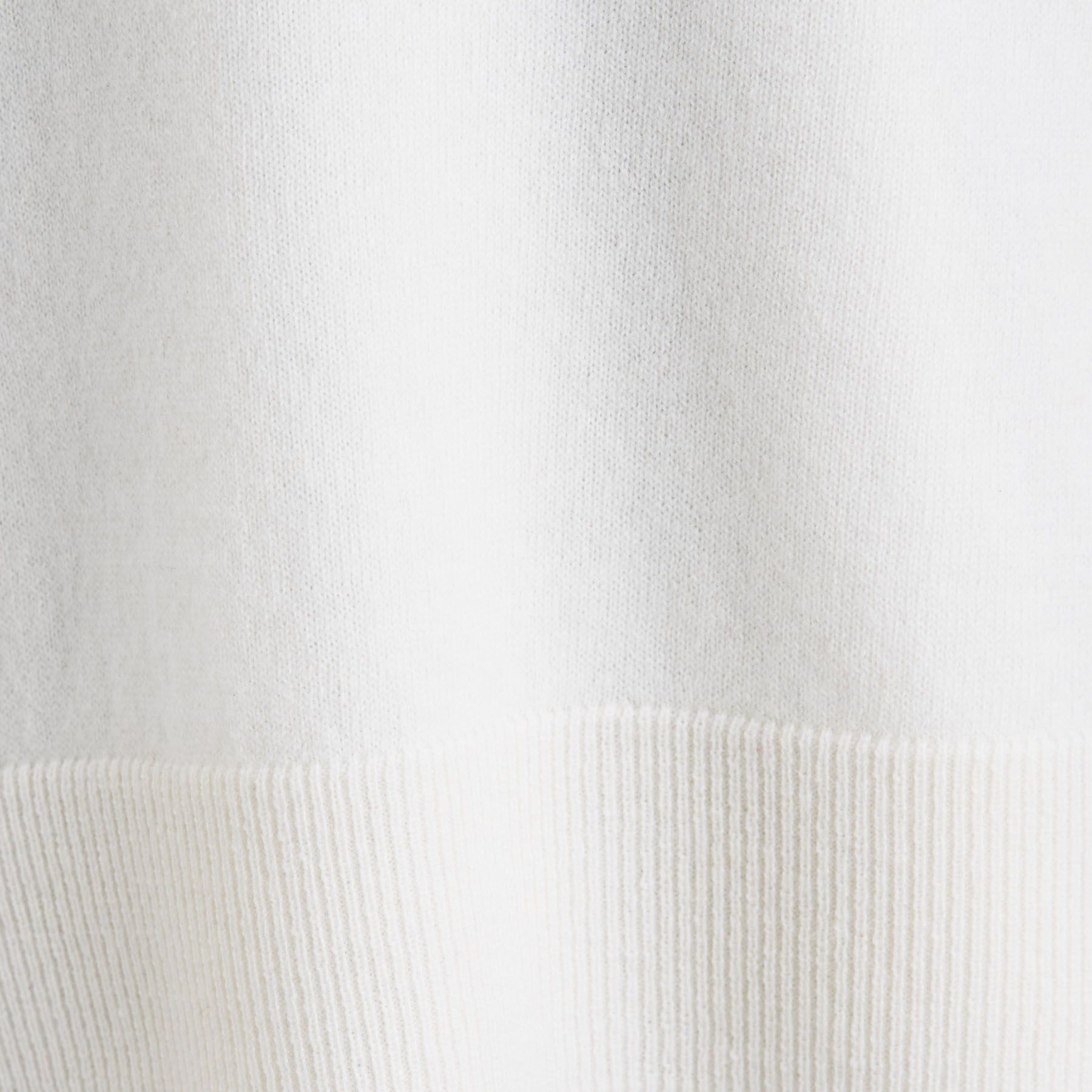 INDIVI「【洗える／カシミヤ混】ボトルネック ドルマンスリーブニット」|ニット・セーター|