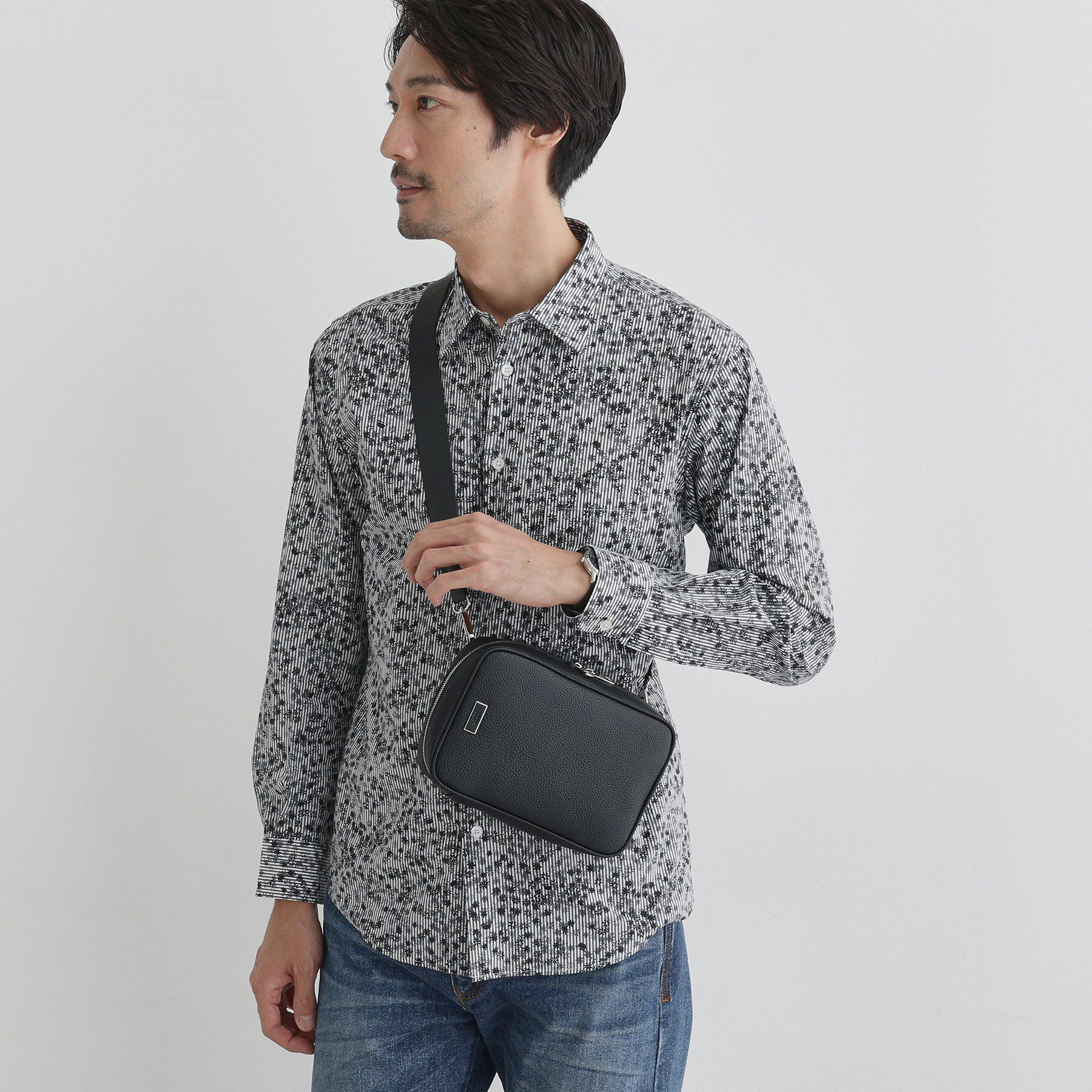 TAKEO KIKUCHI「マイクロファイバークロスボディバッグ」|その他|