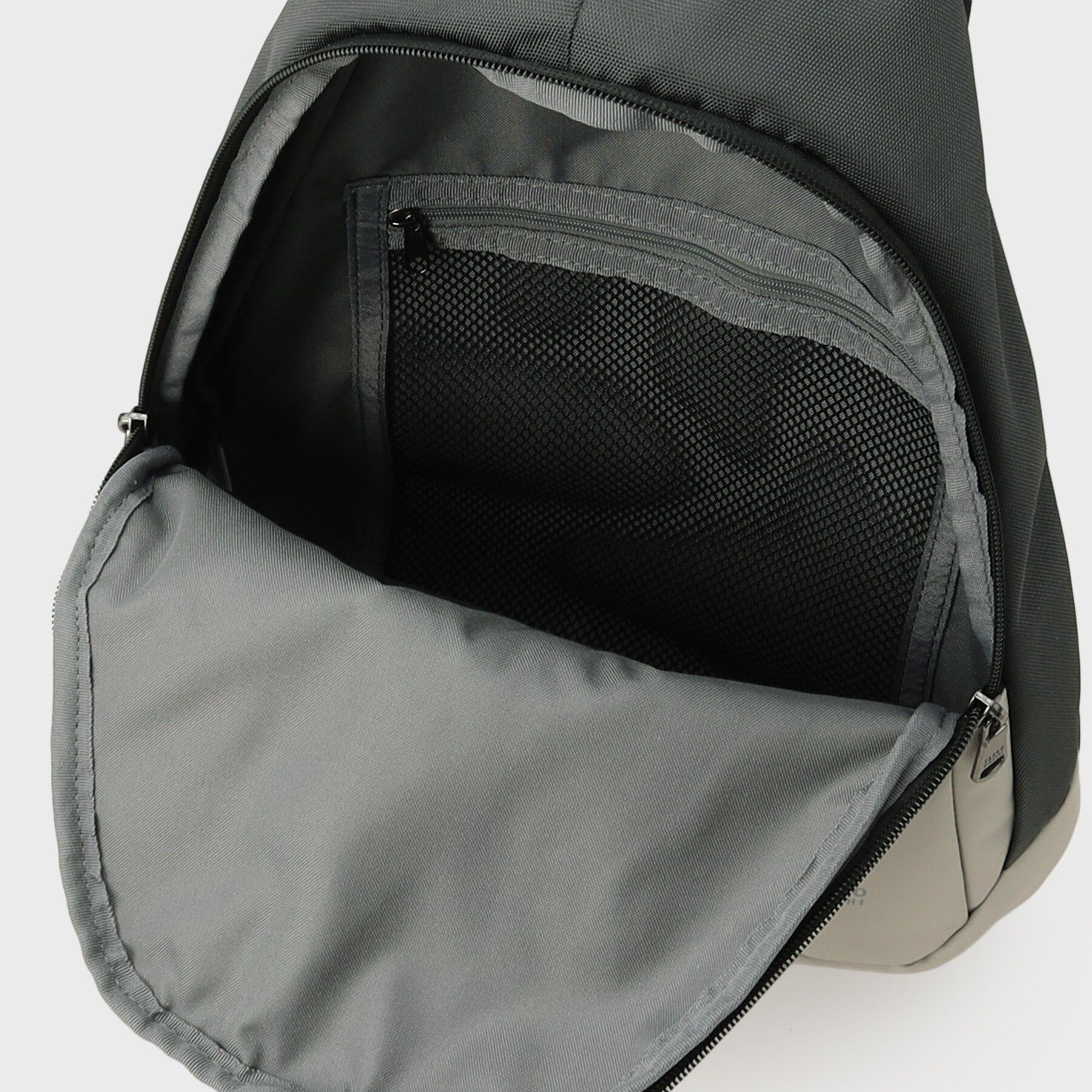 TAKEO KIKUCHI「STORAGE ミドルボディバッグ」|その他|