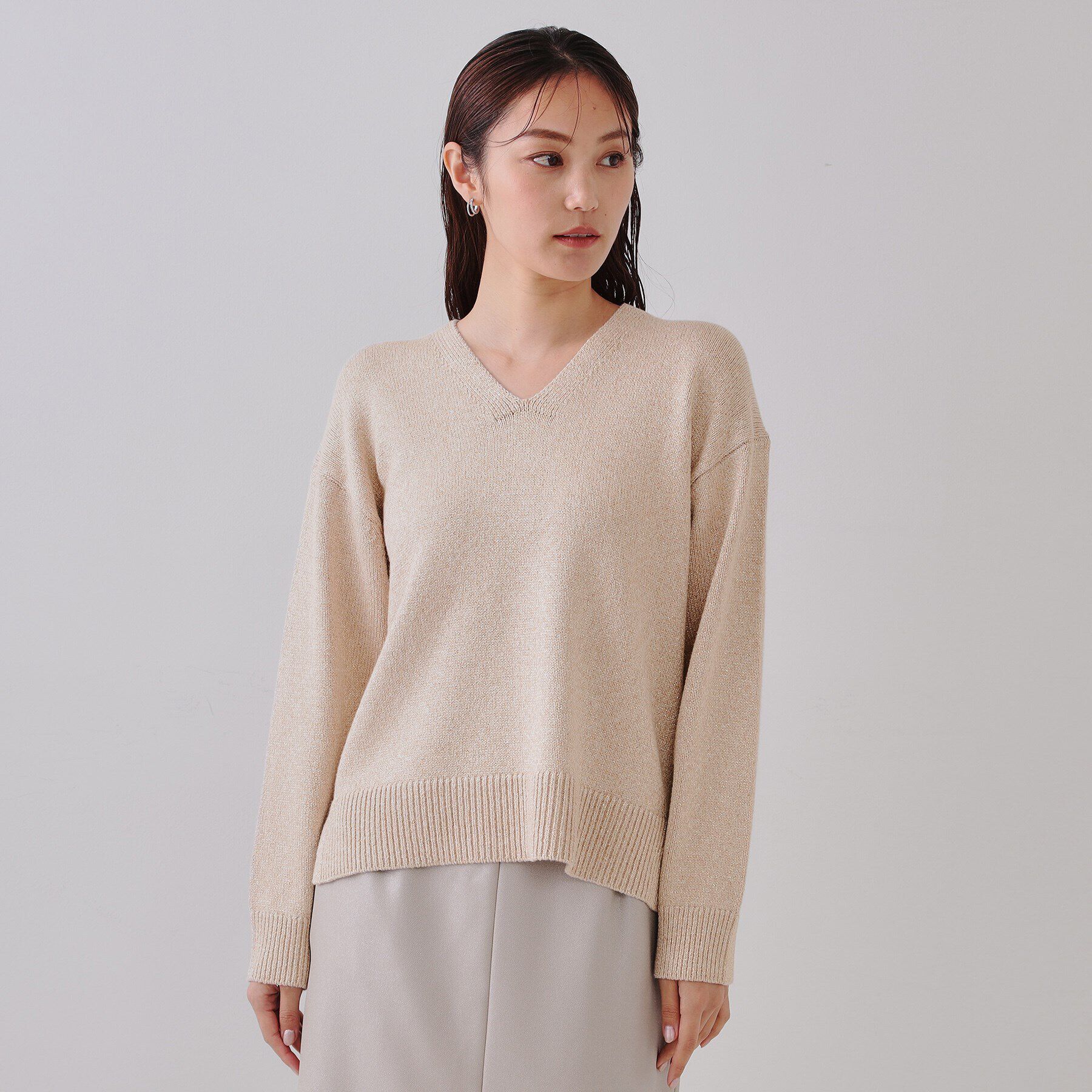 OPAQUE.CLIP「ラメヤーンVネックニット【洗濯機洗い可】」|ニット・セーター|