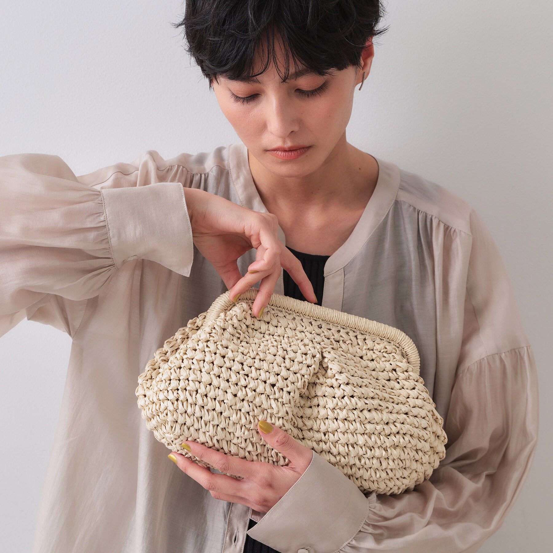 OPAQUE.CLIP「【3WAY】フラワークリップ付きがま口ペーパーショルダーバッグ」|ショルダー・メッセンジャー|