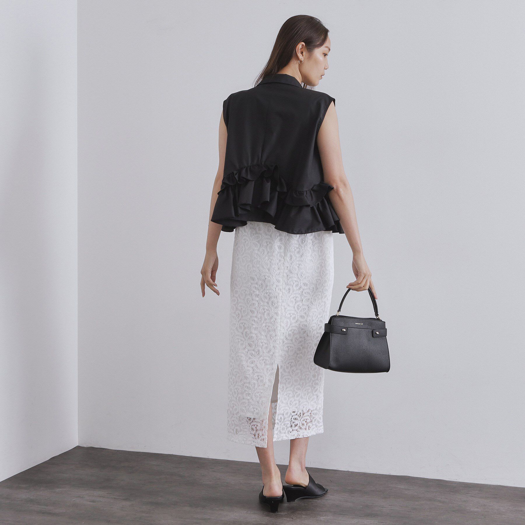 OPAQUE.CLIP「《Can Cam掲載》裾ラッフルフリルシャツ【洗濯機洗い可】」|シャツ・ブラウス|