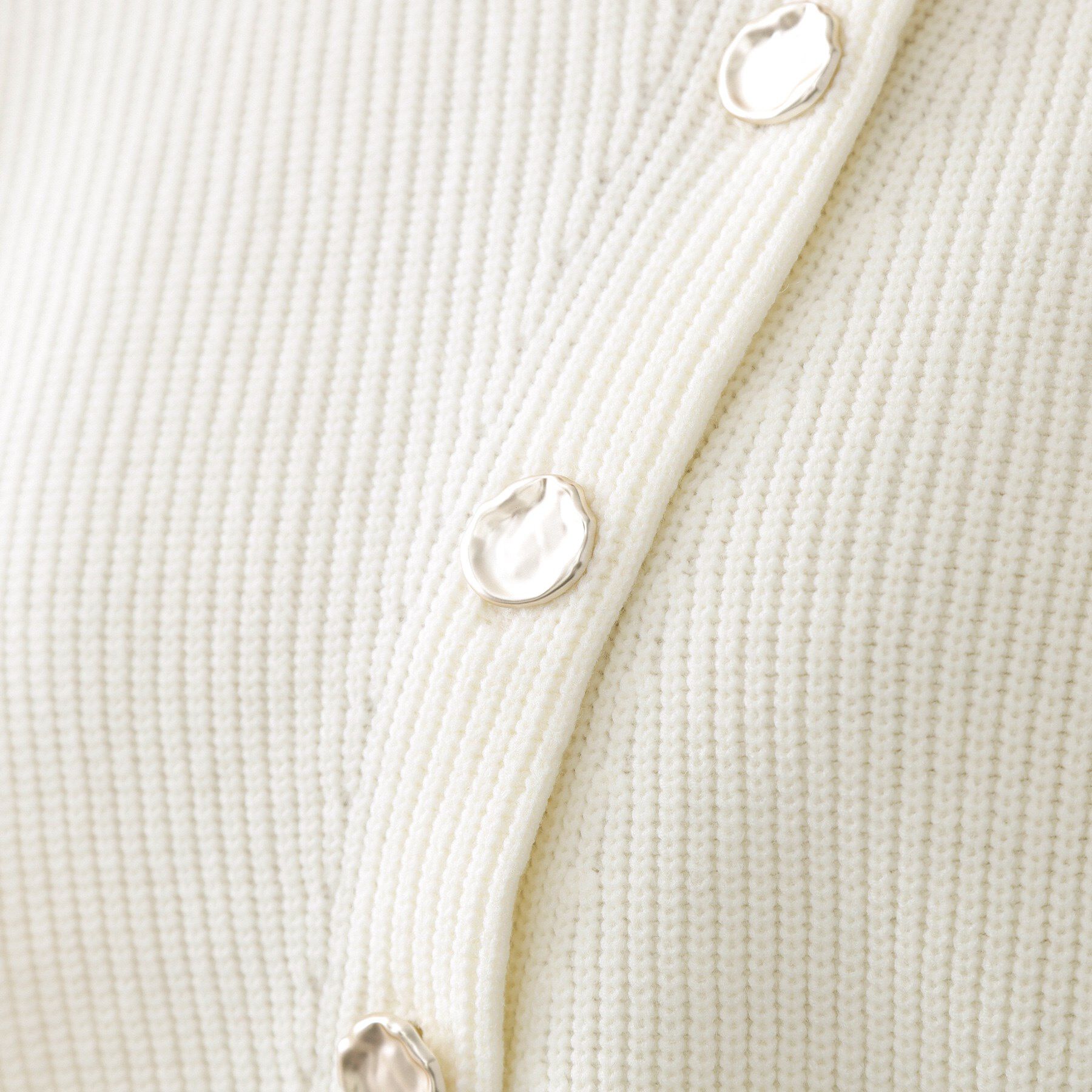 OPAQUE.CLIP「アシンメトリーボタンカーディガン【洗濯機OK】」|カーディガン|