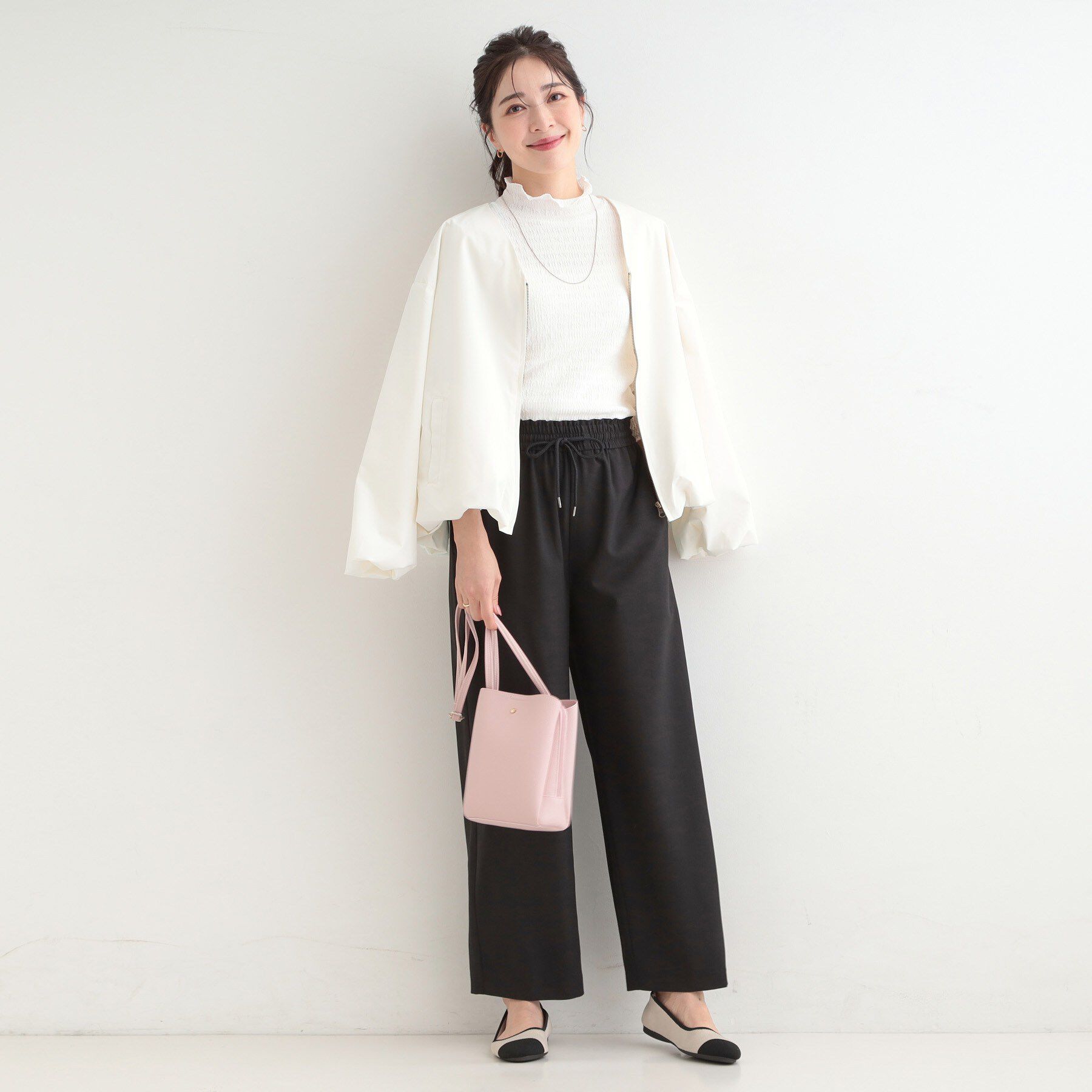 SHOO･LA･RUE「【防風/撥水/S-LL】ぽわんと大人かわいい　Vネックバルーンブルゾン」|ブルゾン・スタジャン|