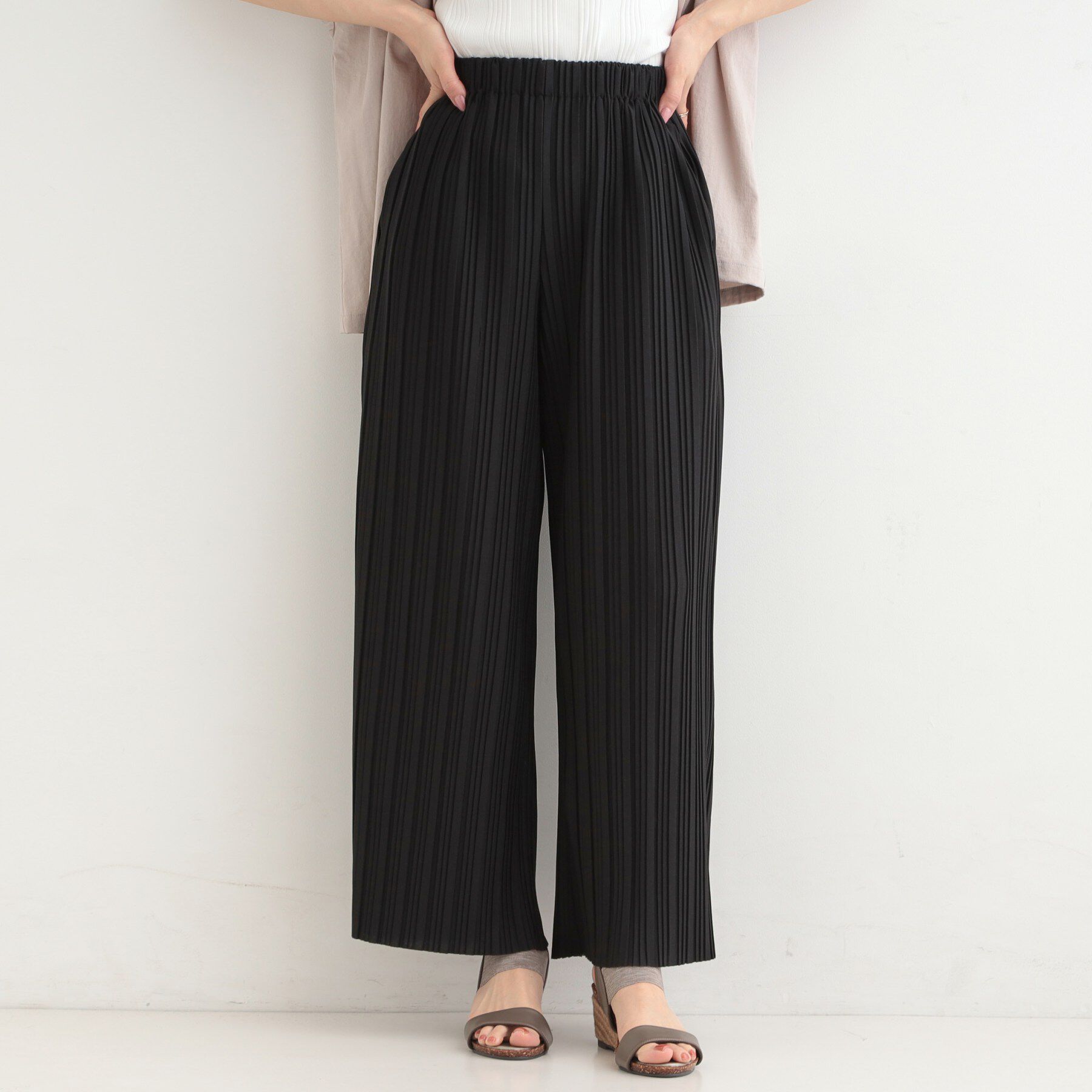 SHOO･LA･RUE「【S-LL/柄が選べる】ウエストゴムでらくちん 上品な光沢感　大人プリーツイージーパンツ」|その他|ブラック(019)