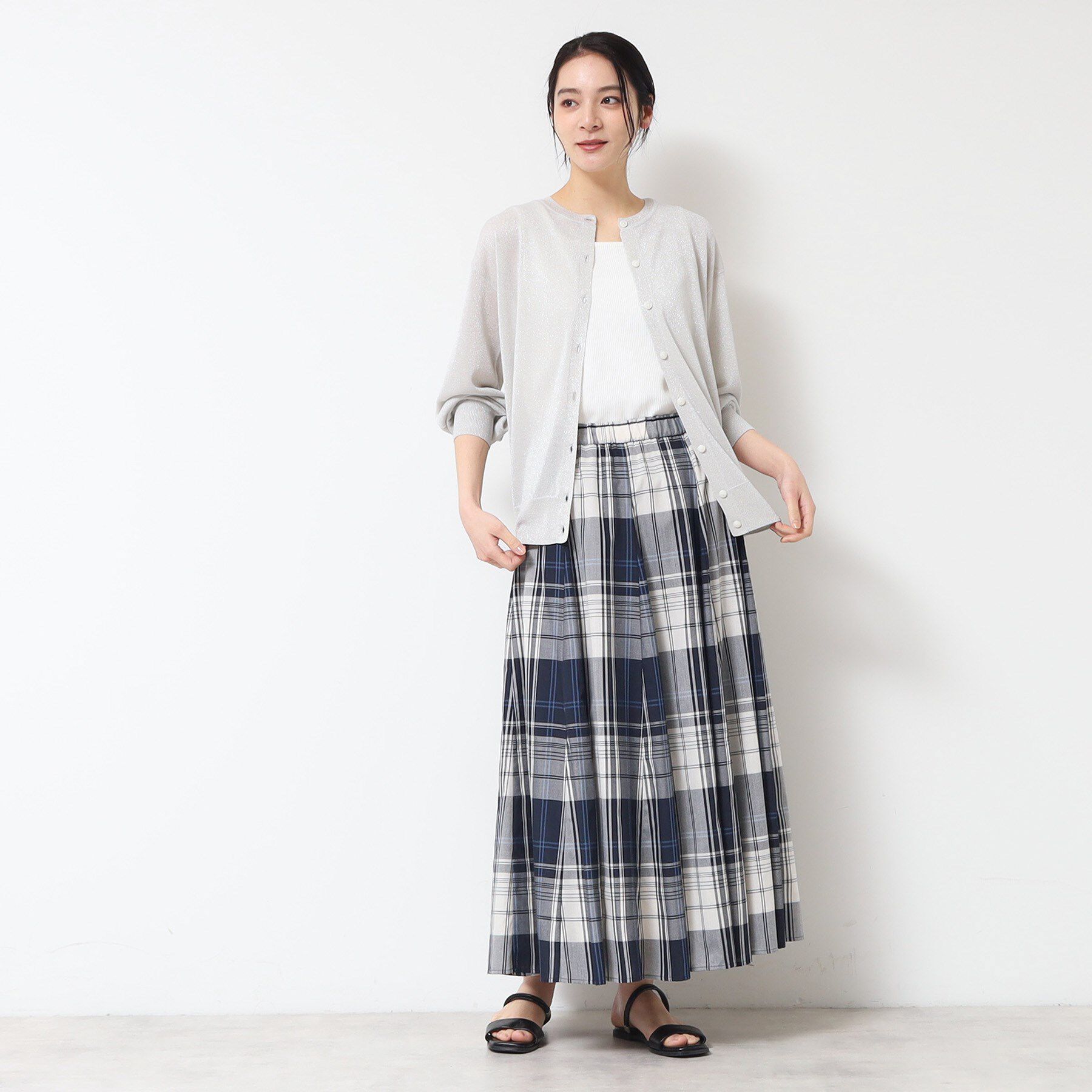 Dessin「【洗える】クルーネックミドル丈ラメカーディガン（S～L）」|カーディガン|